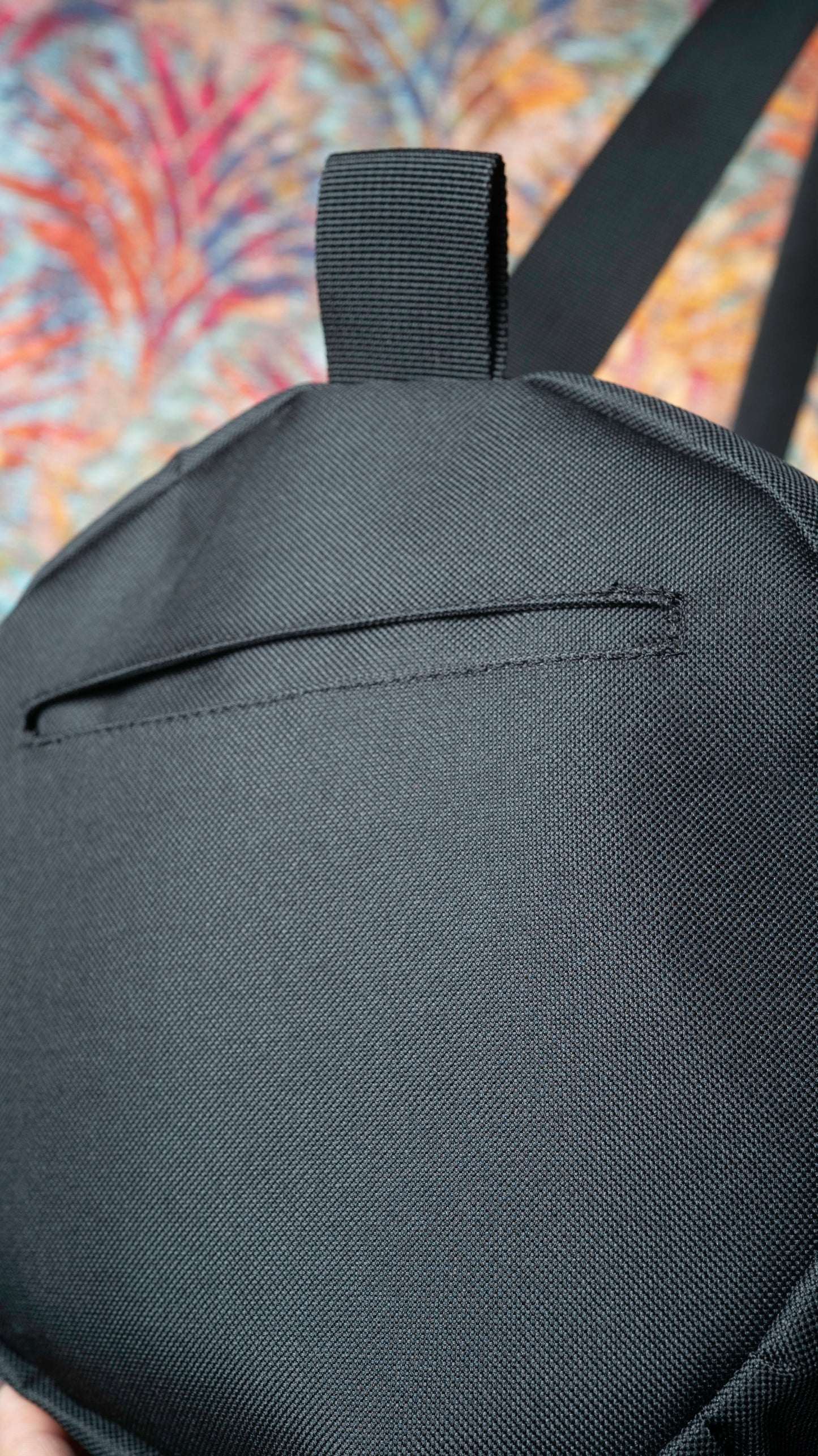 Bolso Duffle Negro con Mosquetón