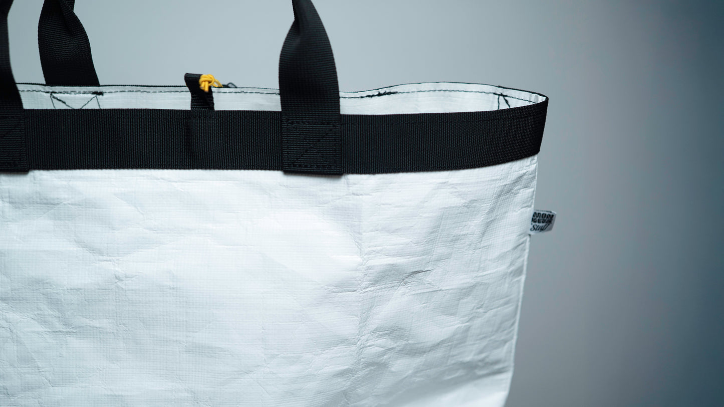 Bolso tote en tarpaulin reciclado blanco