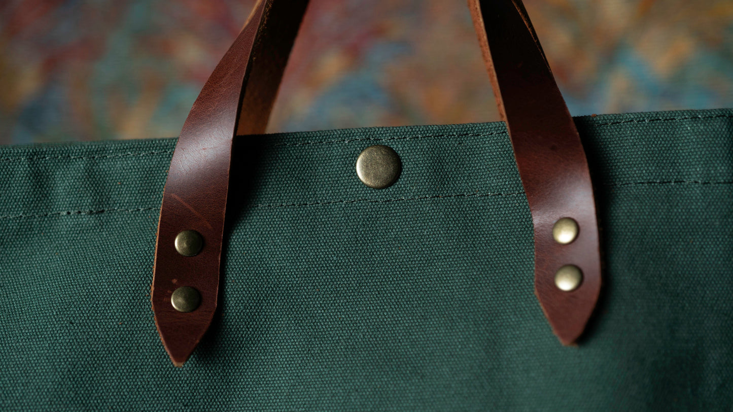 Bolso Tote Verde Oliva con Broches