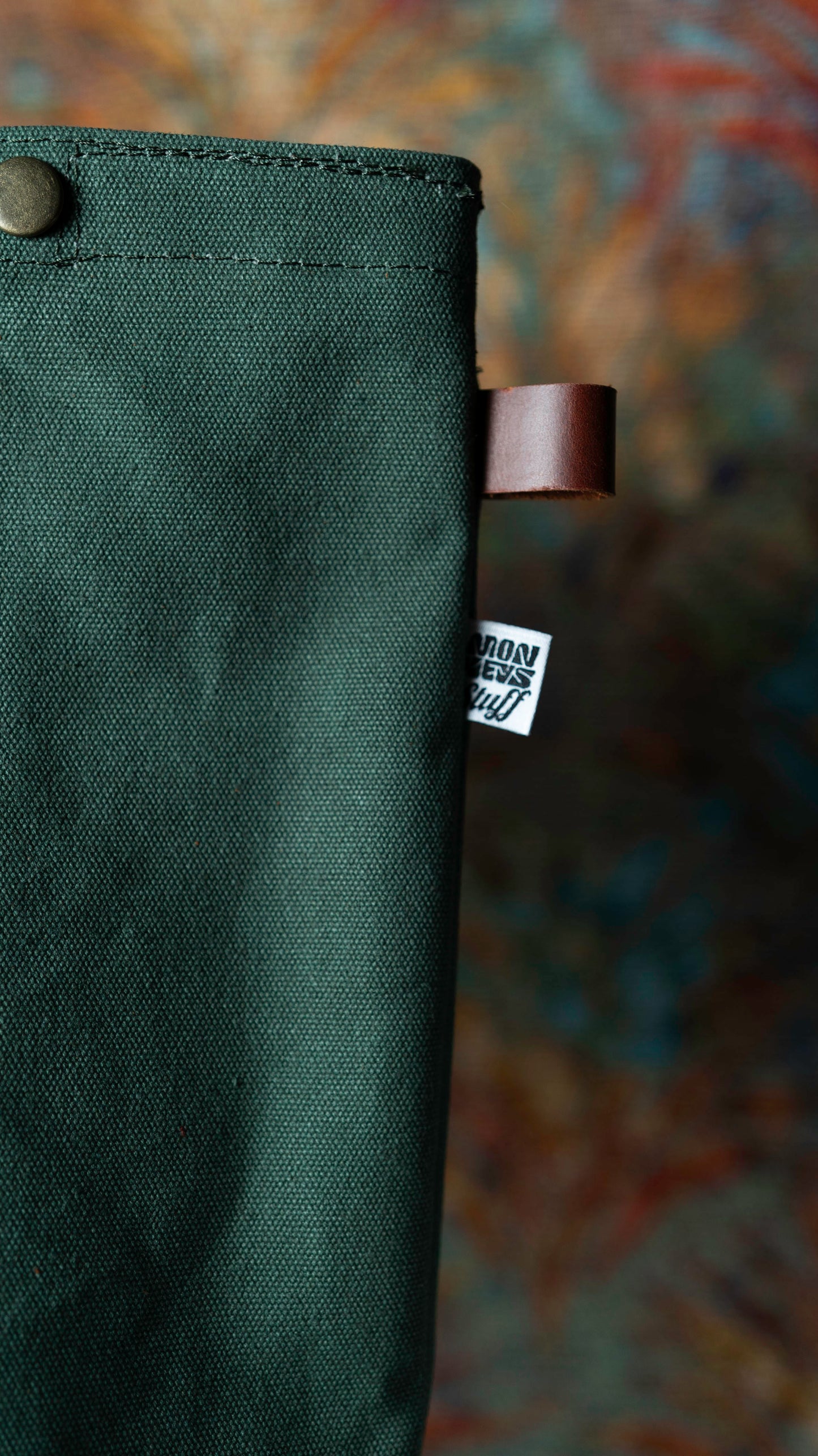 Bolso Tote Verde Oliva con Broches