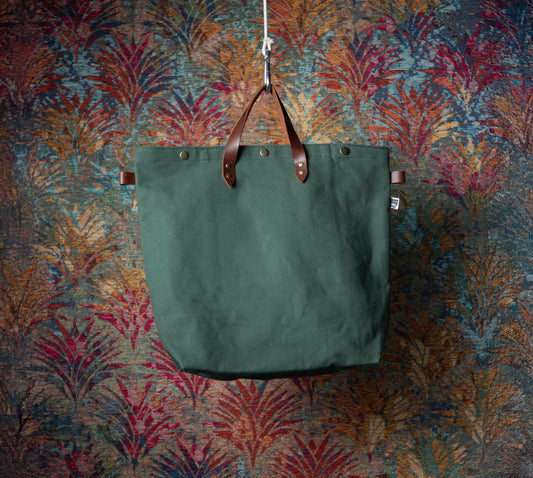 Bolso Tote Verde Oliva con Broches