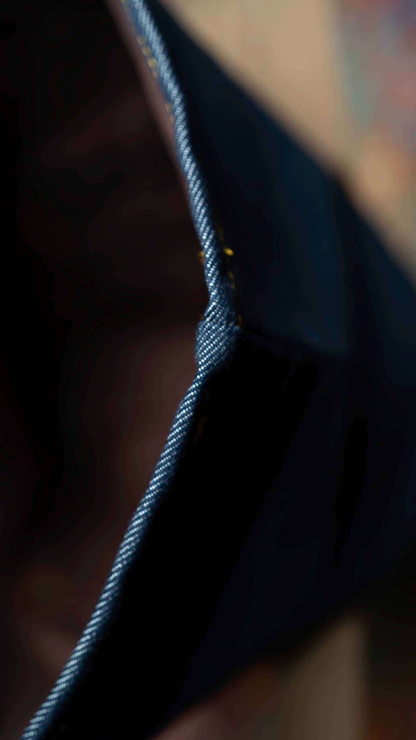Bolso Tote de Mezclilla Reciclada – Diseño Experimental